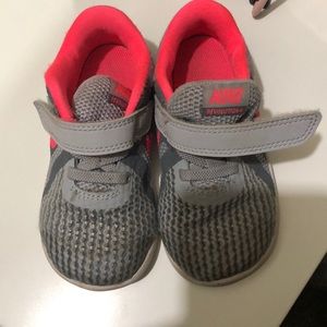 Nike toddler tennis shoes